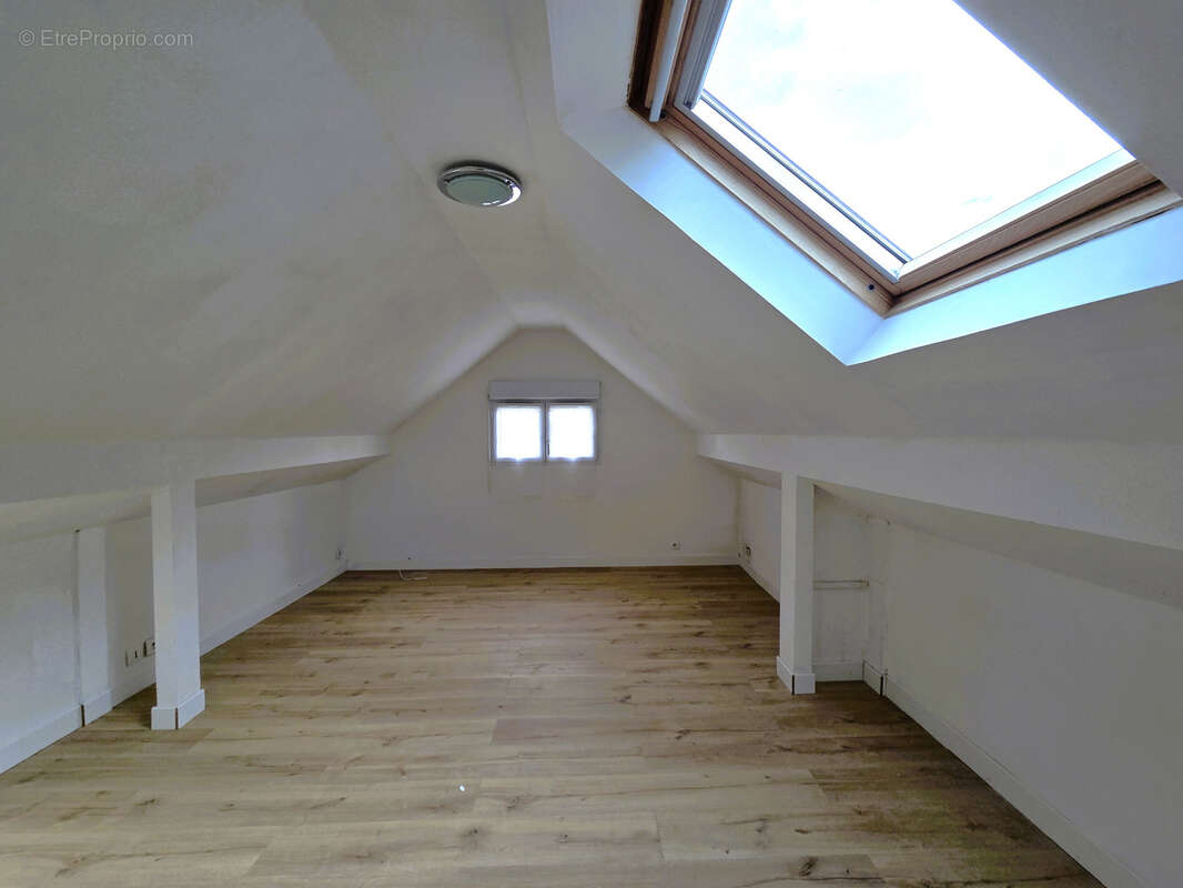 Maison à SAVIGNY-SUR-ORGE