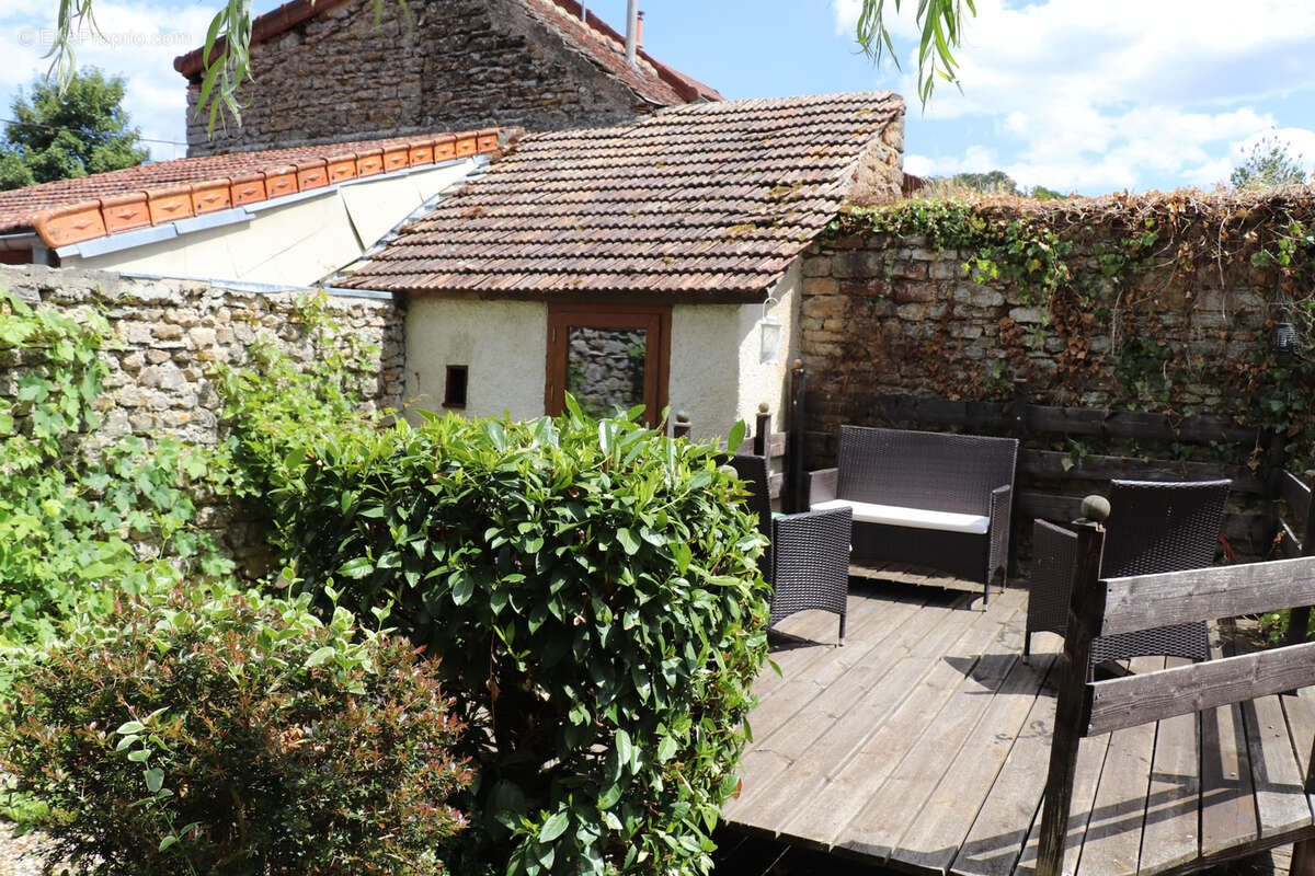 Maison à NOLAY