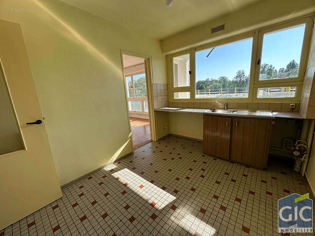Appartement à HEROUVILLE-SAINT-CLAIR