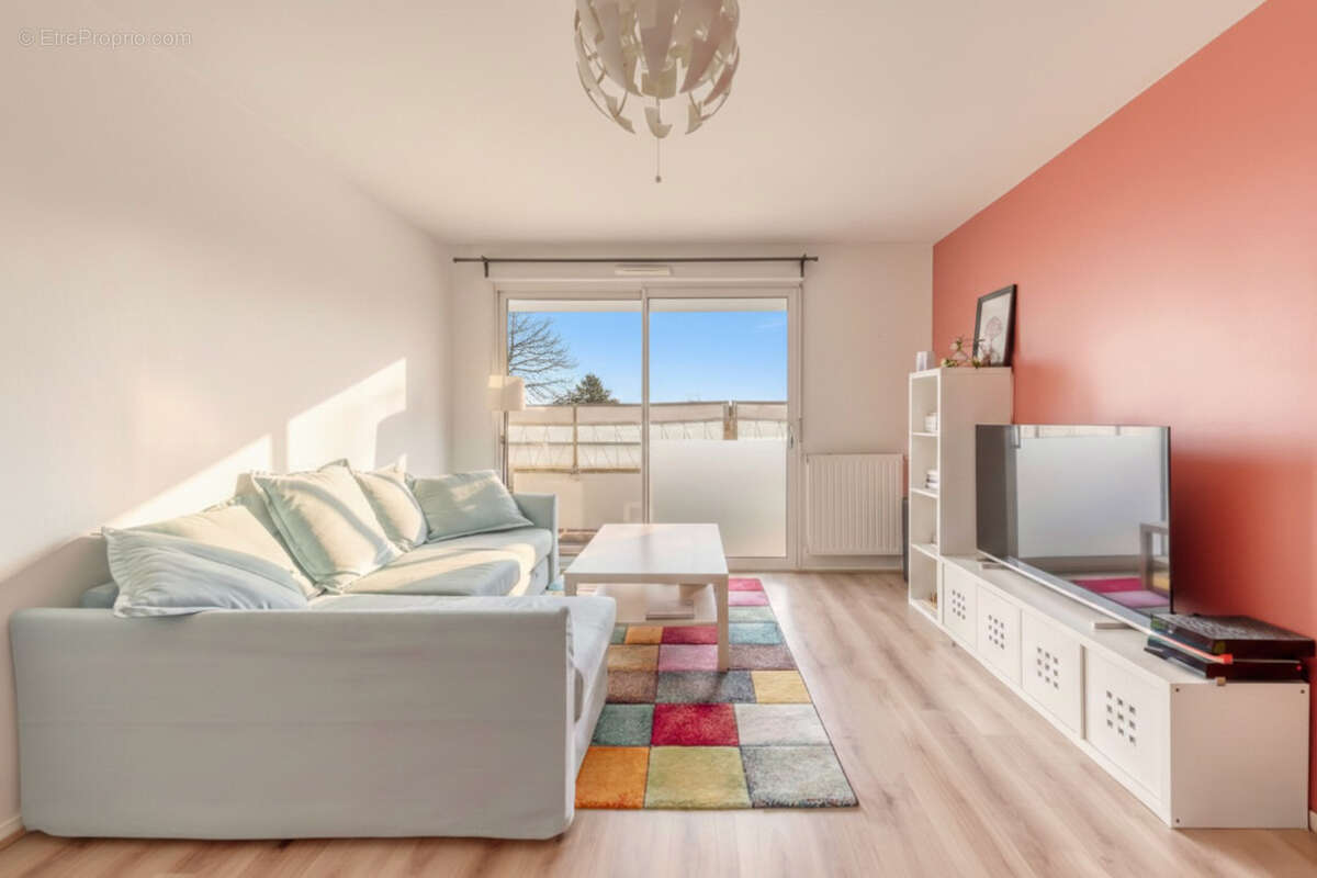 Appartement à SAINT-JACQUES-DE-LA-LANDE
