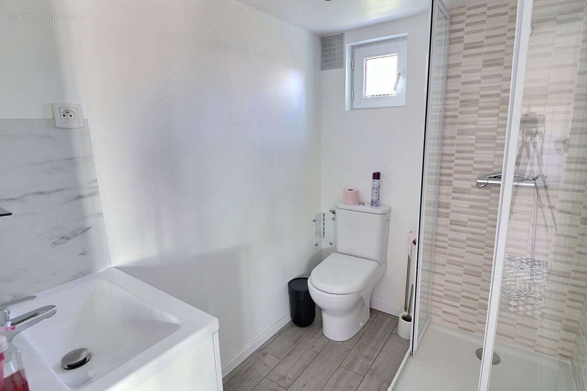 Maison à LE PERRAY-EN-YVELINES