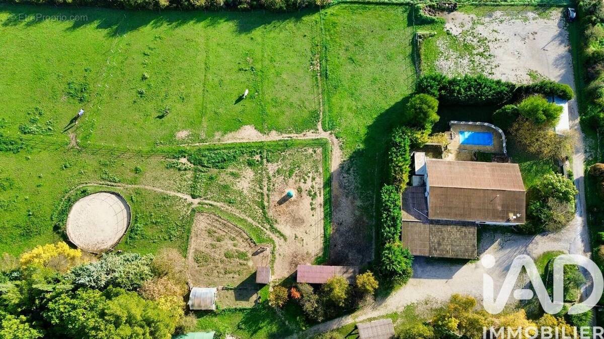 Photo 1 - Maison à VENTABREN