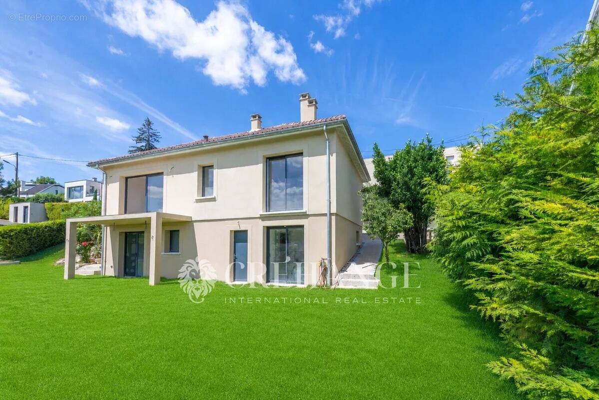 Maison à MARLY-LE-ROI
