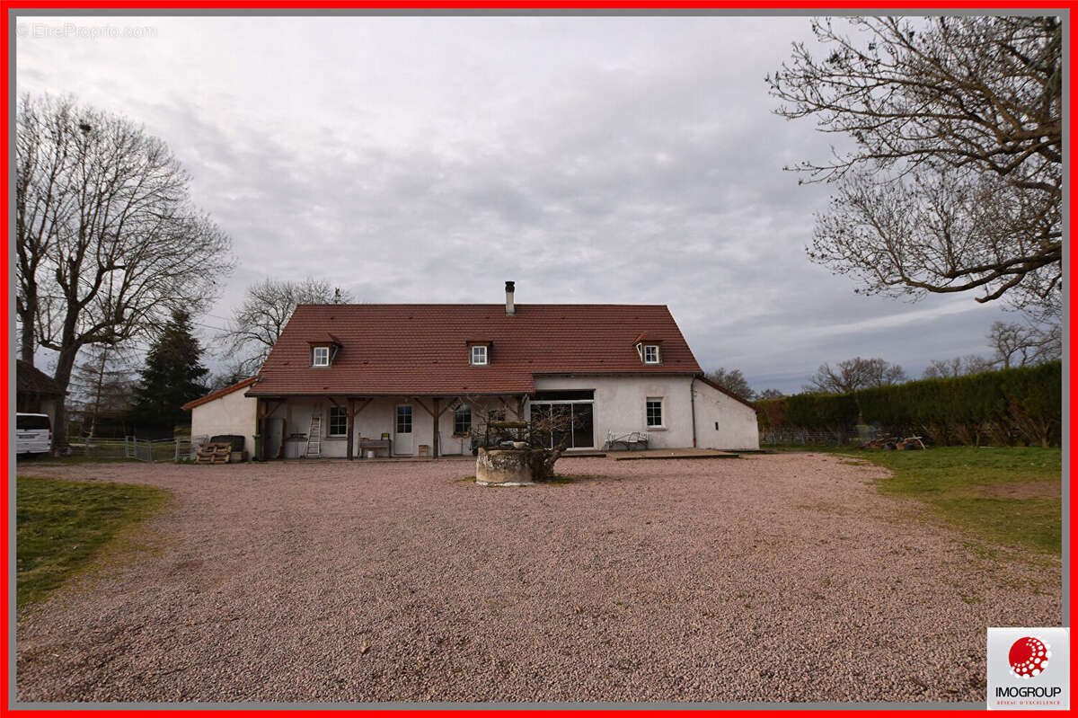Maison à PERIGNY