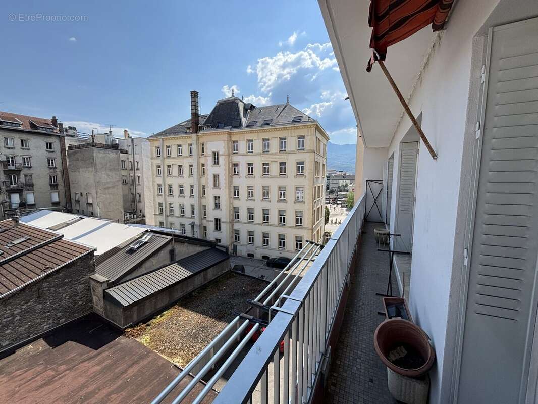 Appartement 96 m² à Grenoble  - photo 9