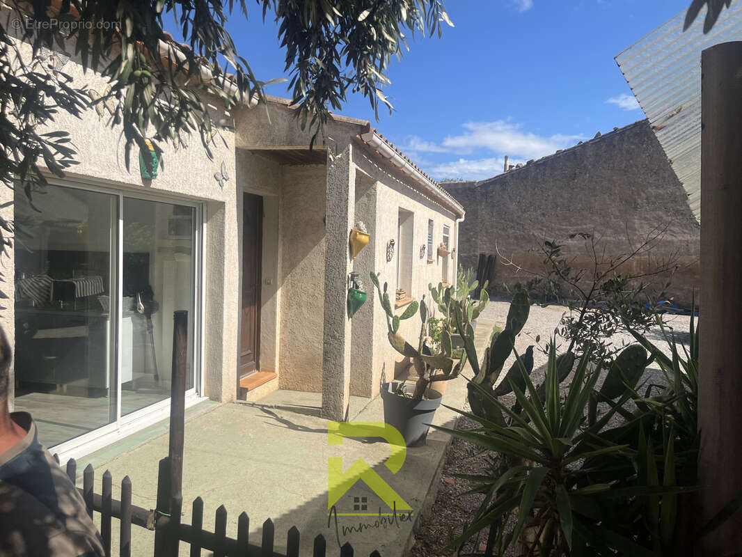 Maison 4 pièces 100 m2 - photo 2