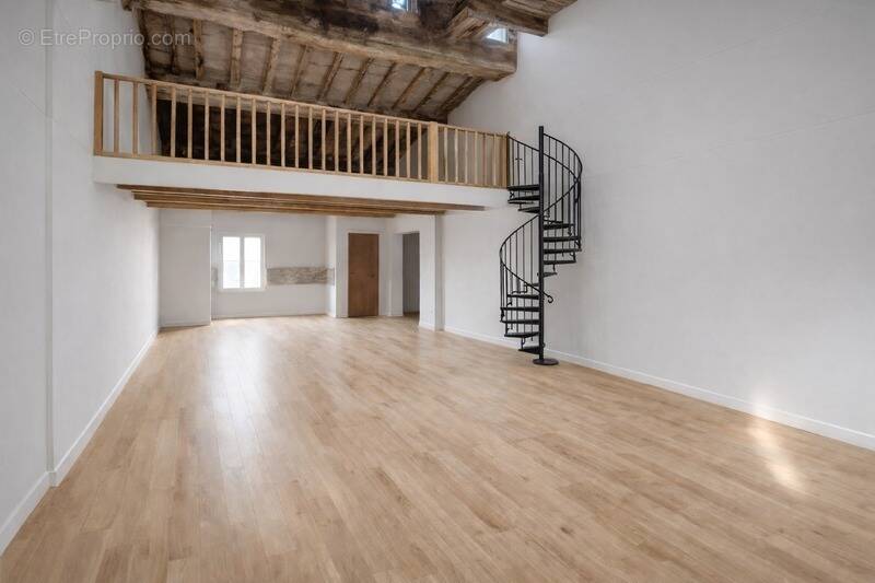 Appartement à SOMMIERES