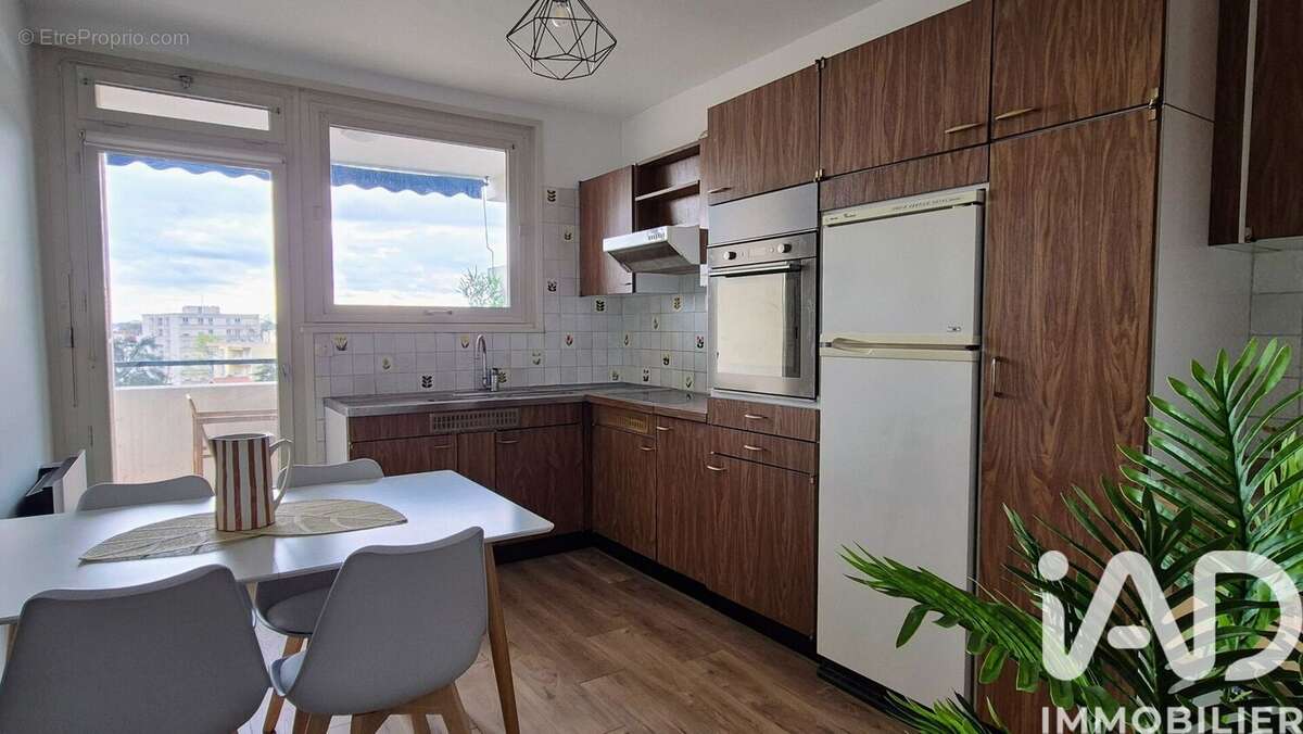 Photo 7 - Appartement à BRON