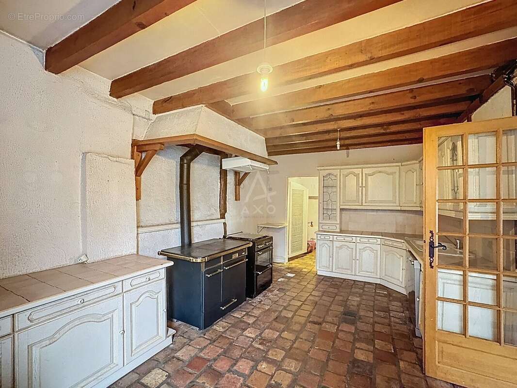 Demeure de caractère rare sur le secteur de Château-Renard - photo 8
