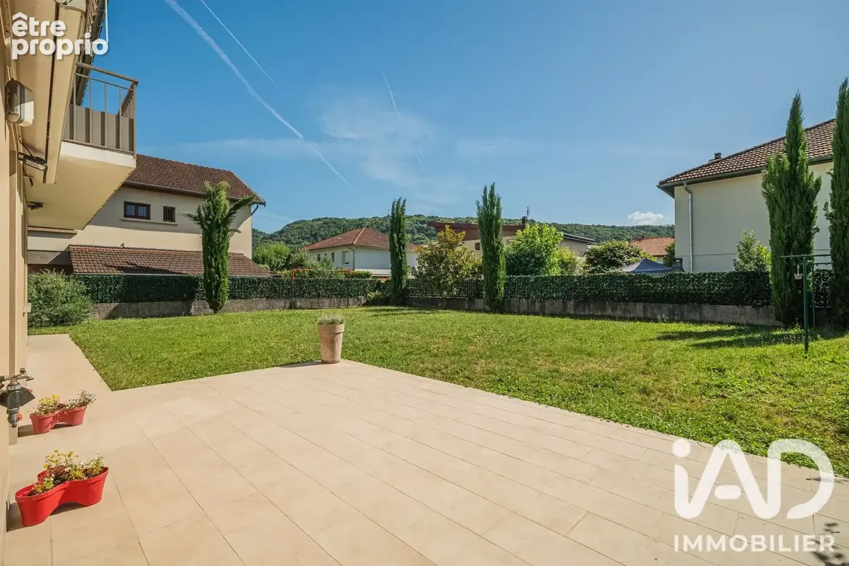 Photo 1 - Maison à ECHIROLLES