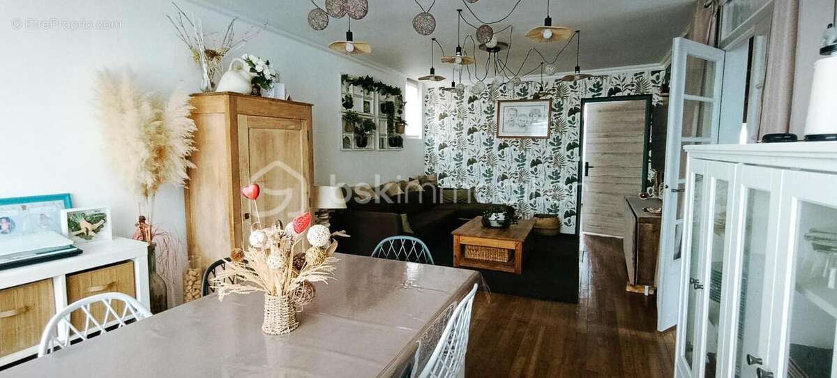 Maison à CHATEAU-LA-VALLIERE