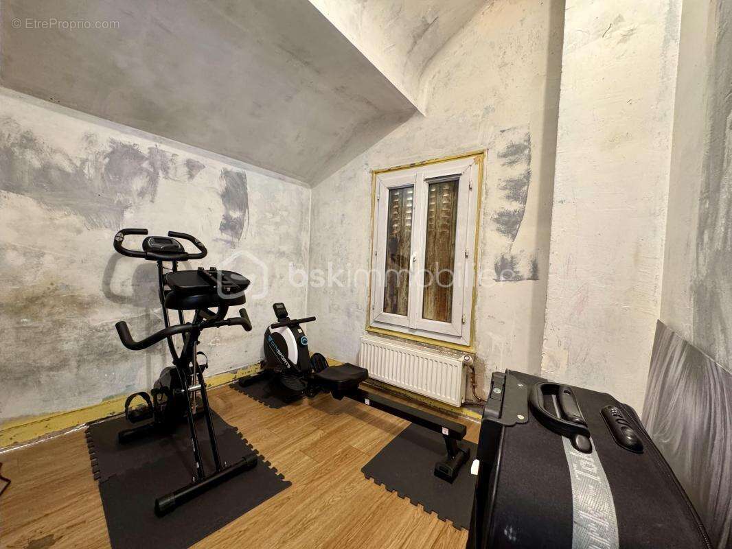 Maison à fort potentiel à rénover - 70m2 - LE BLANC-MESNIL - photo 12