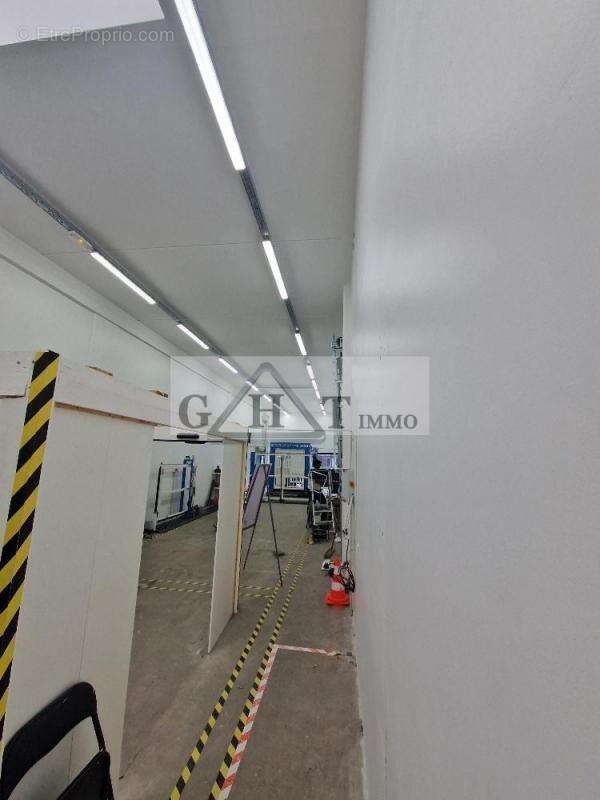 A vendre 593 m²  entrepot bureaux a tremblay en france - photo 16