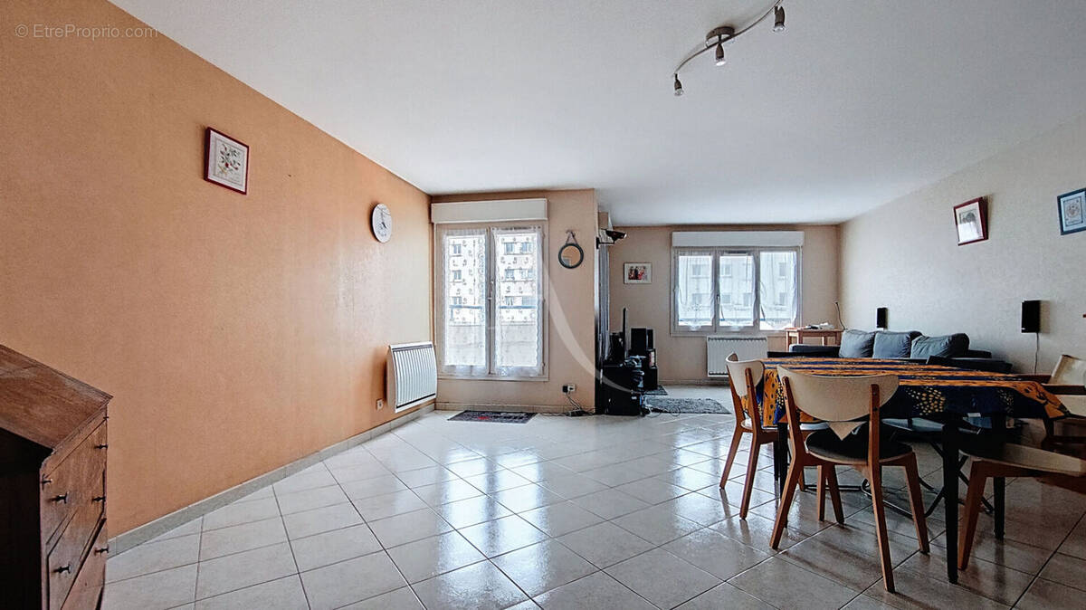 Appartement à MASSY