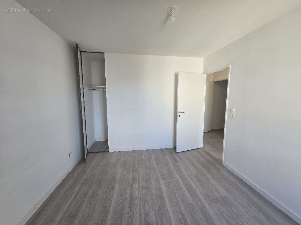 Appartement à SATHONAY-CAMP