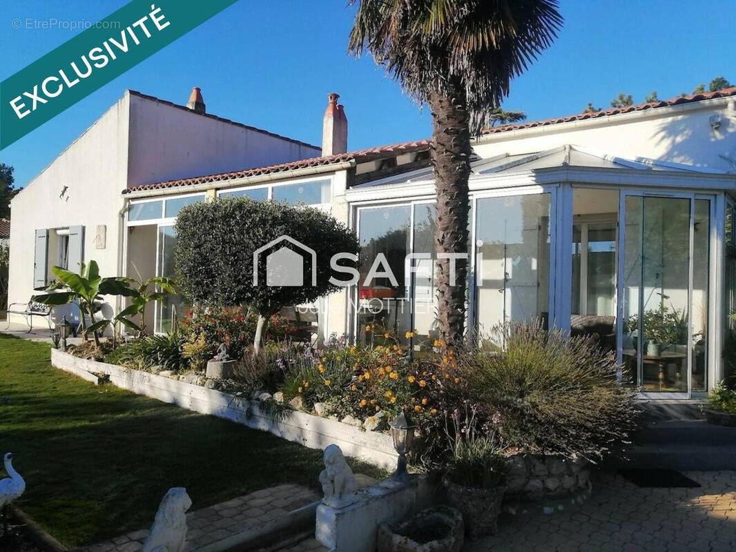 Photo 1 - Maison à PERIGNY