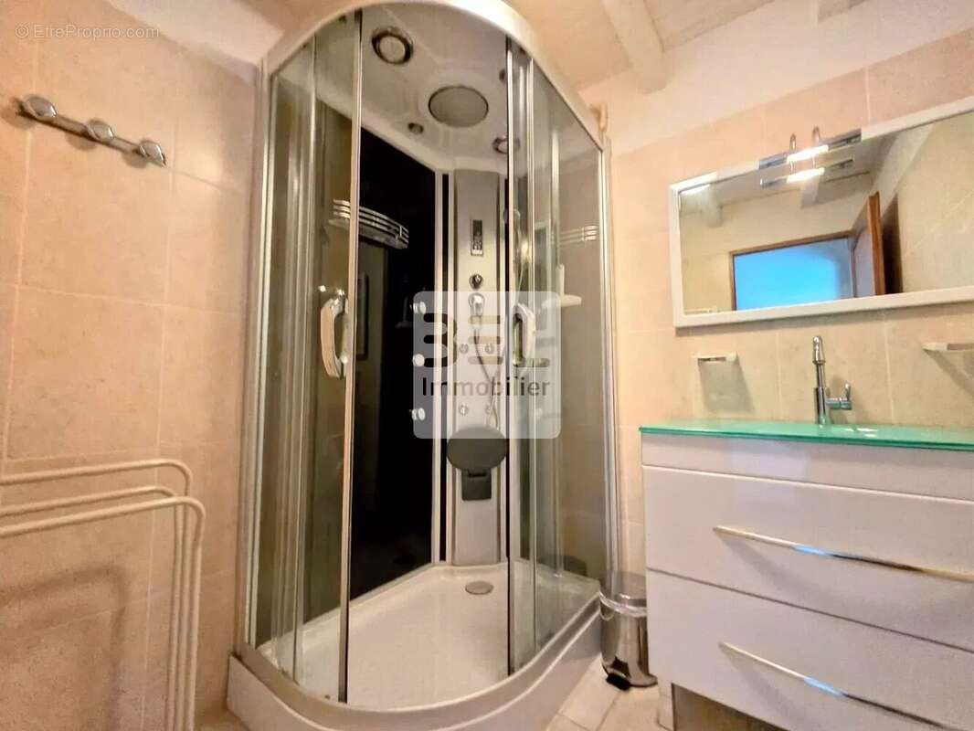 Maison à SAINT-PAULET-DE-CAISSON