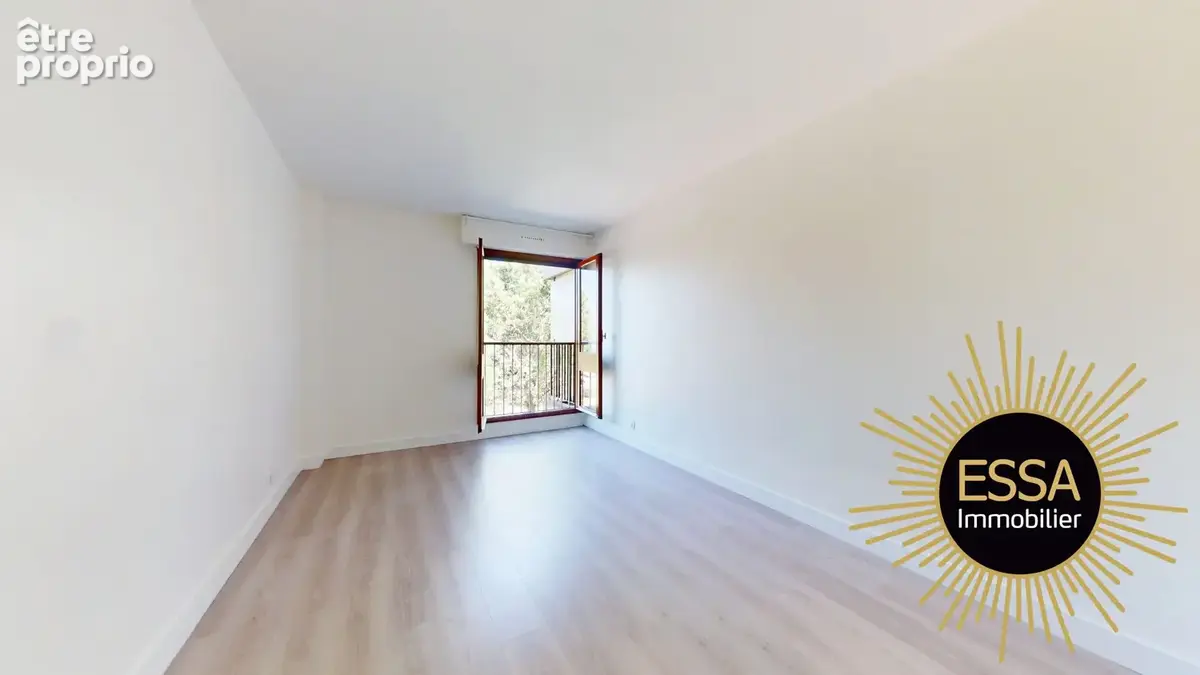 Appartement 3 pièces 75 m² à vendre à Rocquencourt (78150) - photo 9