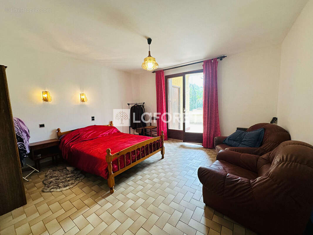 Maison Ceret 5 pièce(s) 147 m2 - photo 8