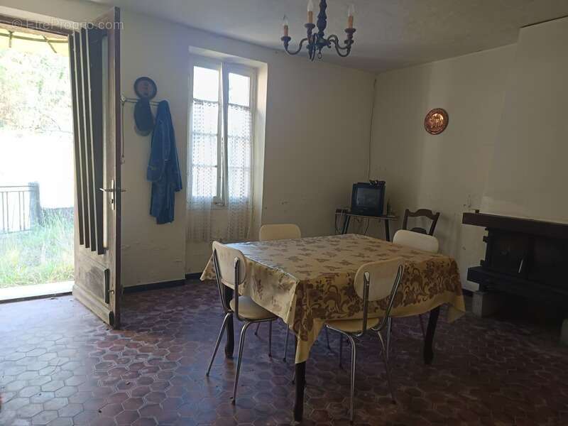 Maison à MONLEZUN-D&#039;ARMAGNAC