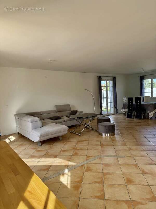 Maison à SAINT-GENIES-BELLEVUE