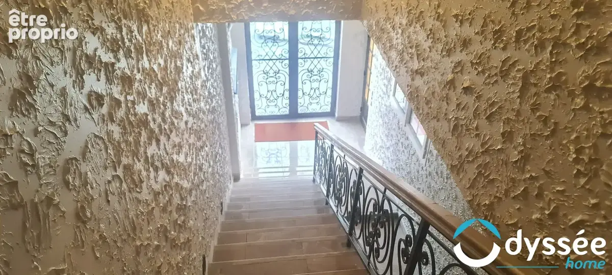 Appartement 215 m² à Argenteuil  - photo 6