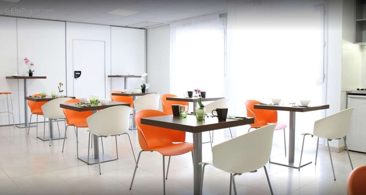 INVESTISSEMENT LOCATIF  CACHAN - Résidence étudiante Nexity Studéa - 5,89%  de rentabilité. - photo 5