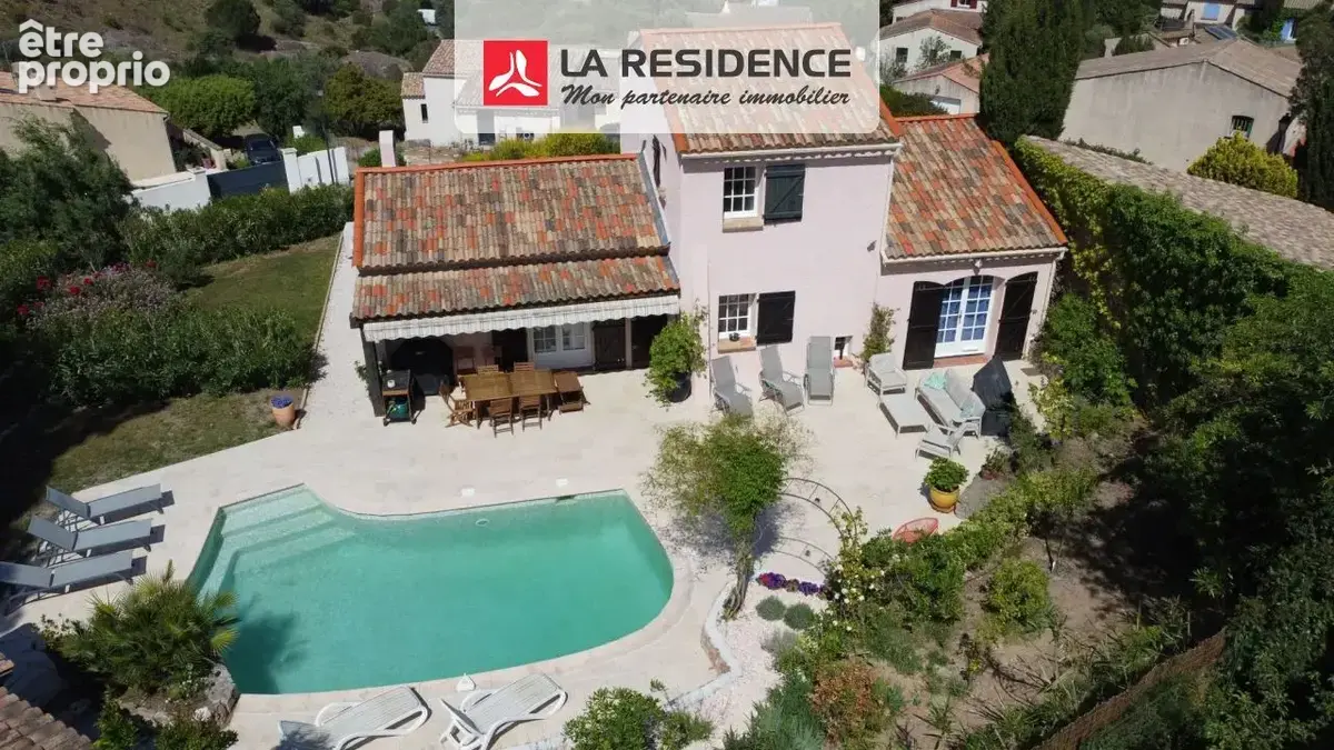 Maison à ROQUEBRUNE-SUR-ARGENS
