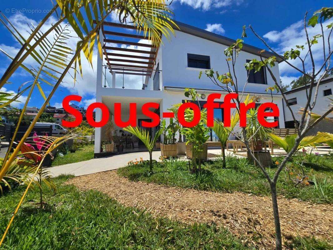 Maison à LA POSSESSION