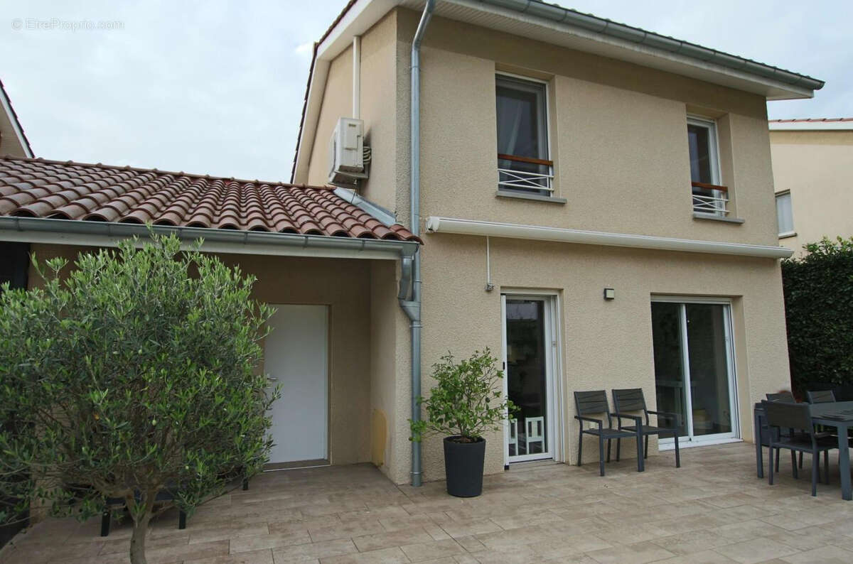 Maison à TOUSSIEU