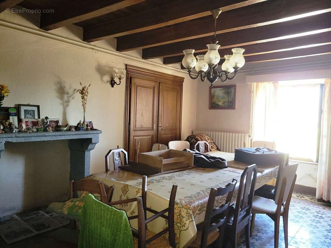 Maison à SAINT-AVIT