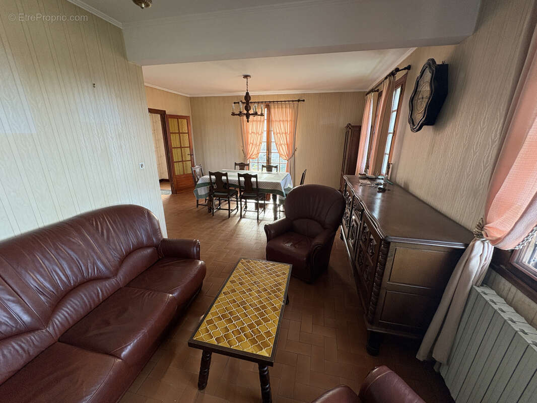 A Bazas Maison avec 2 logements - photo 6