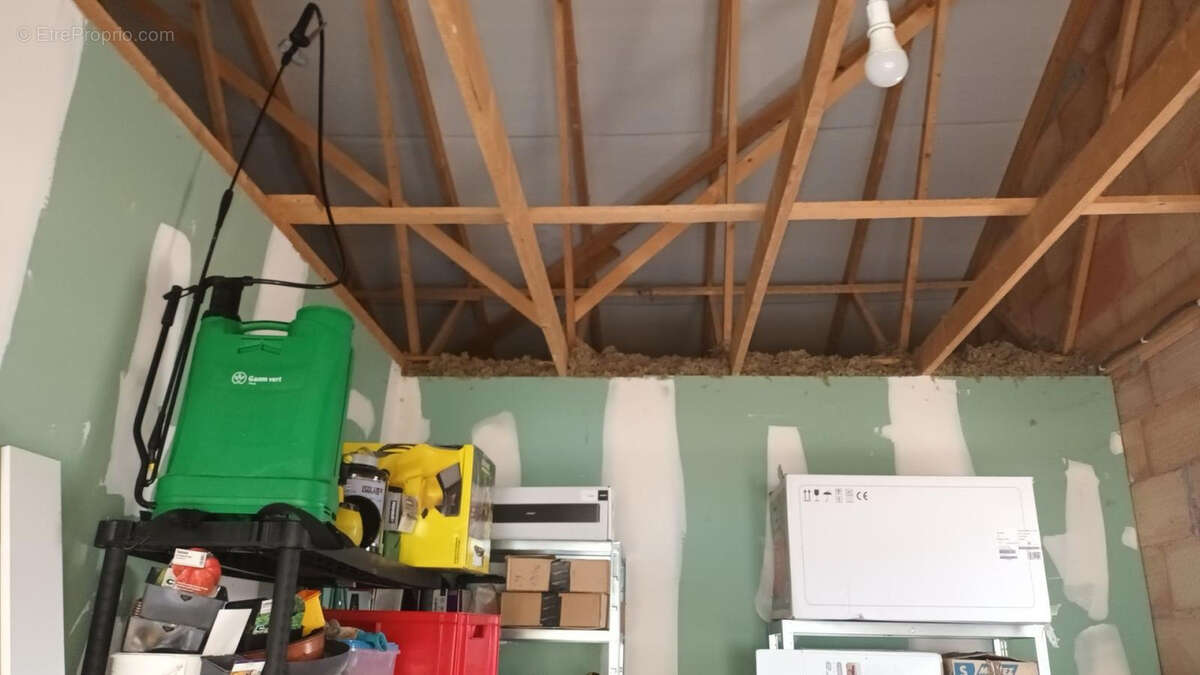 Maison à MONTREVEL-EN-BRESSE