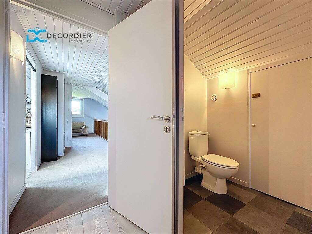 Maison à NEUVECELLE