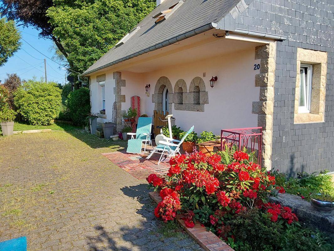Maison à ROSTRENEN