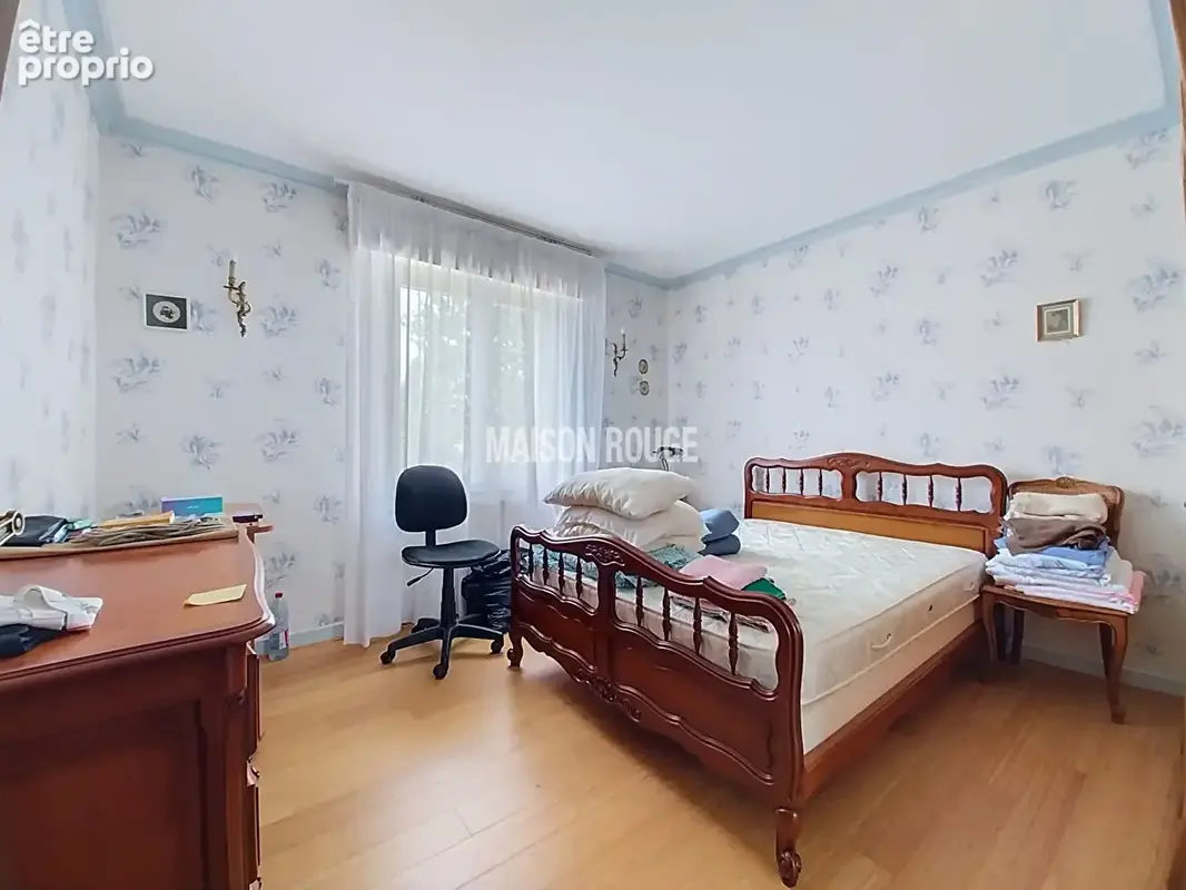 Pludual ,belle propriété familiale avec 4 chambres, gîte et 4 800 m² de terrain - photo 17