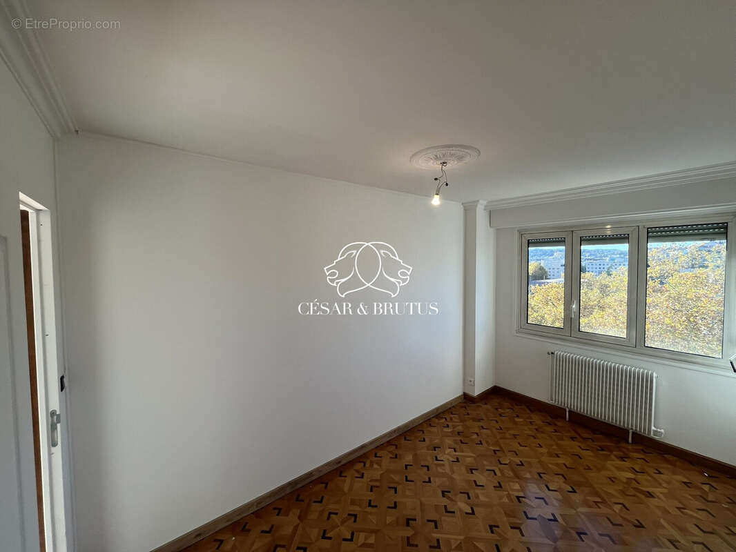 Appartement à LYON-3E