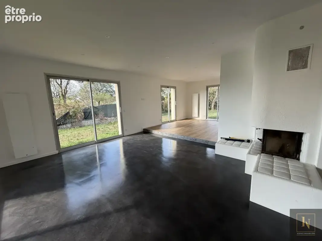 REZE - Maison rénovée - 4 chambres piscine - photo 7