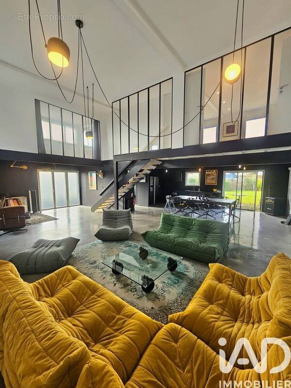 Photo 1 - Maison à CINTRE