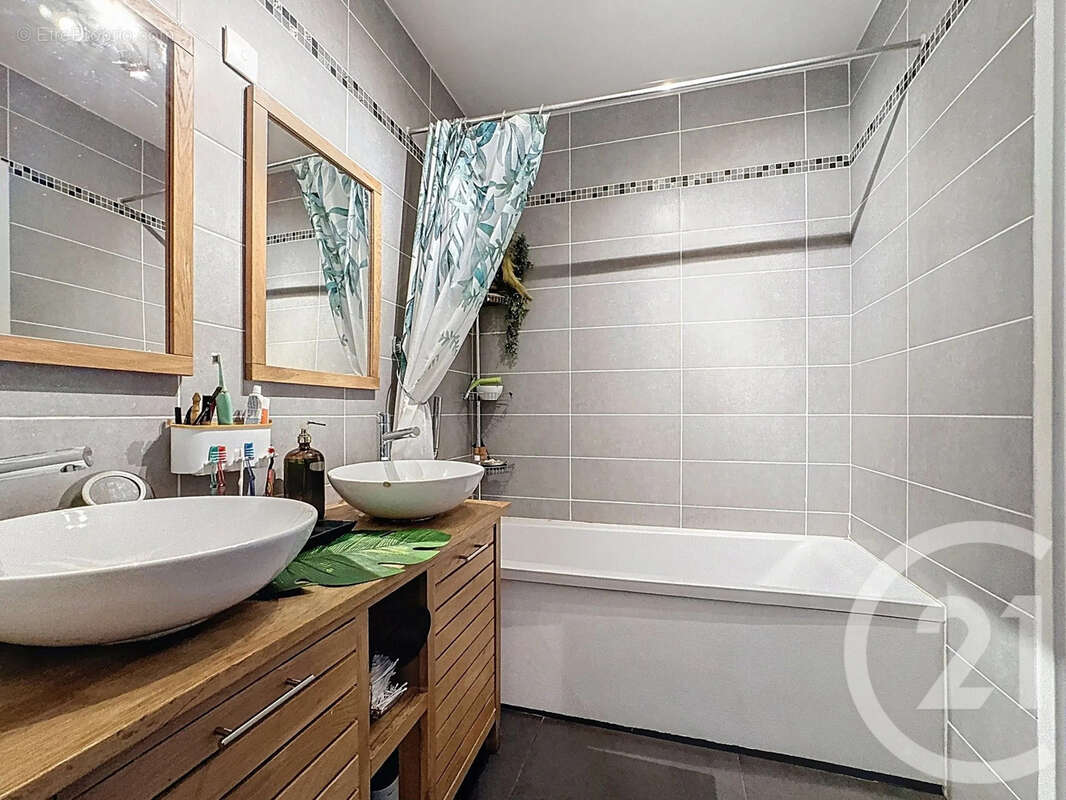 Appartement à VILLEURBANNE