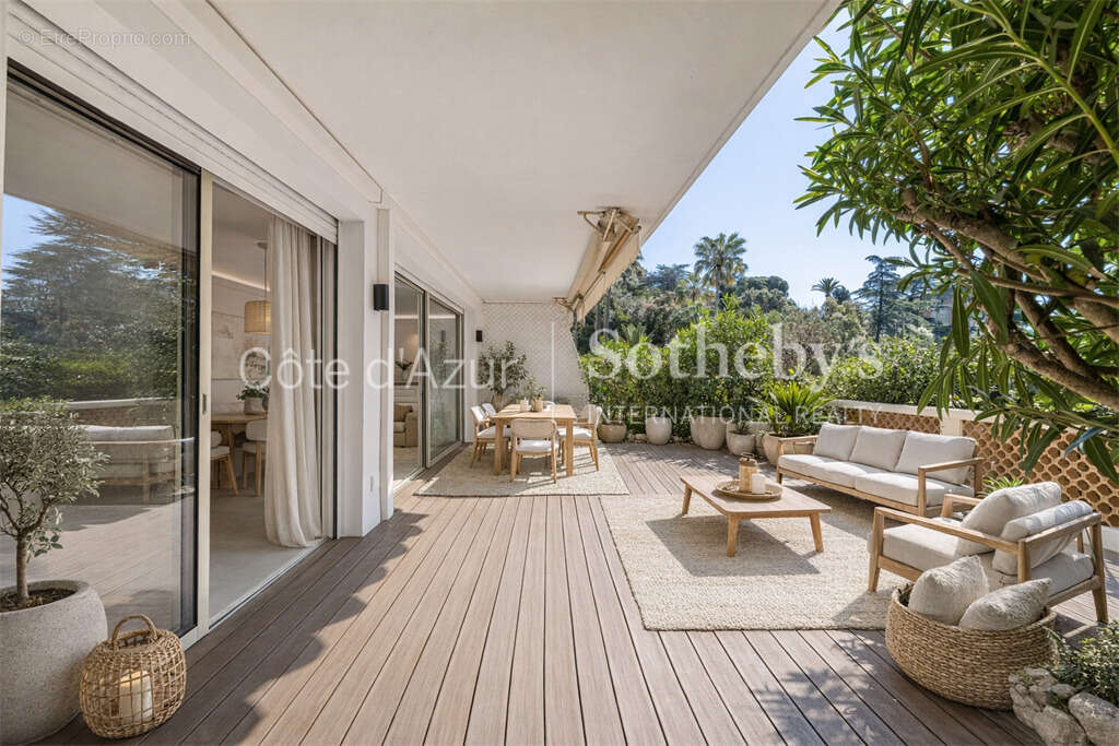 Appartement à CANNES