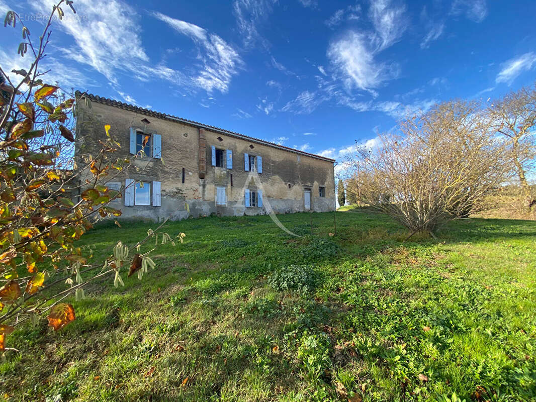 Maison à SAINT-MARTIN-LALANDE