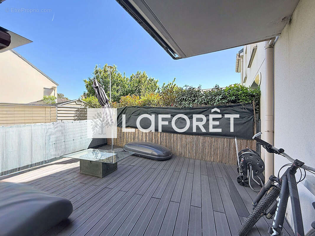 Appartement à MOISSY-CRAMAYEL