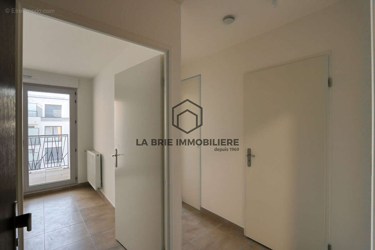 Appartement à CHENNEVIERES-SUR-MARNE
