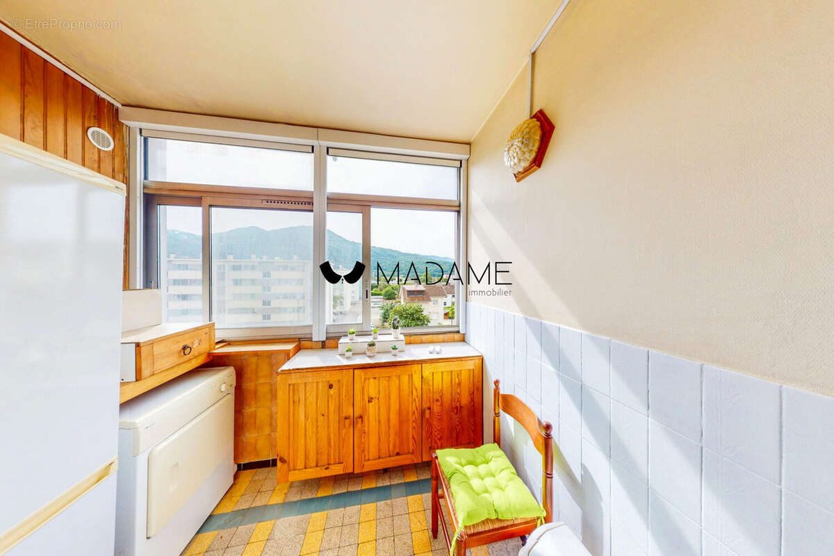 Appartement à SAINT-MARTIN-D'HERES