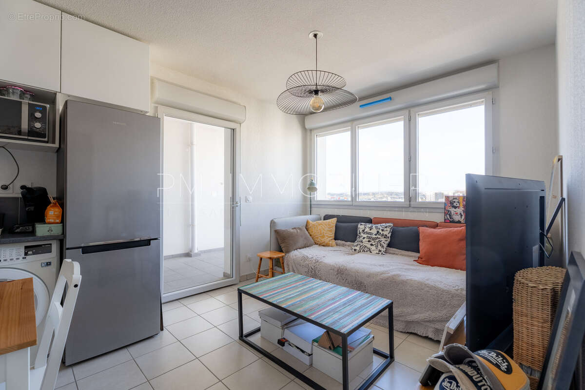 Appartement à MARSEILLE-3E