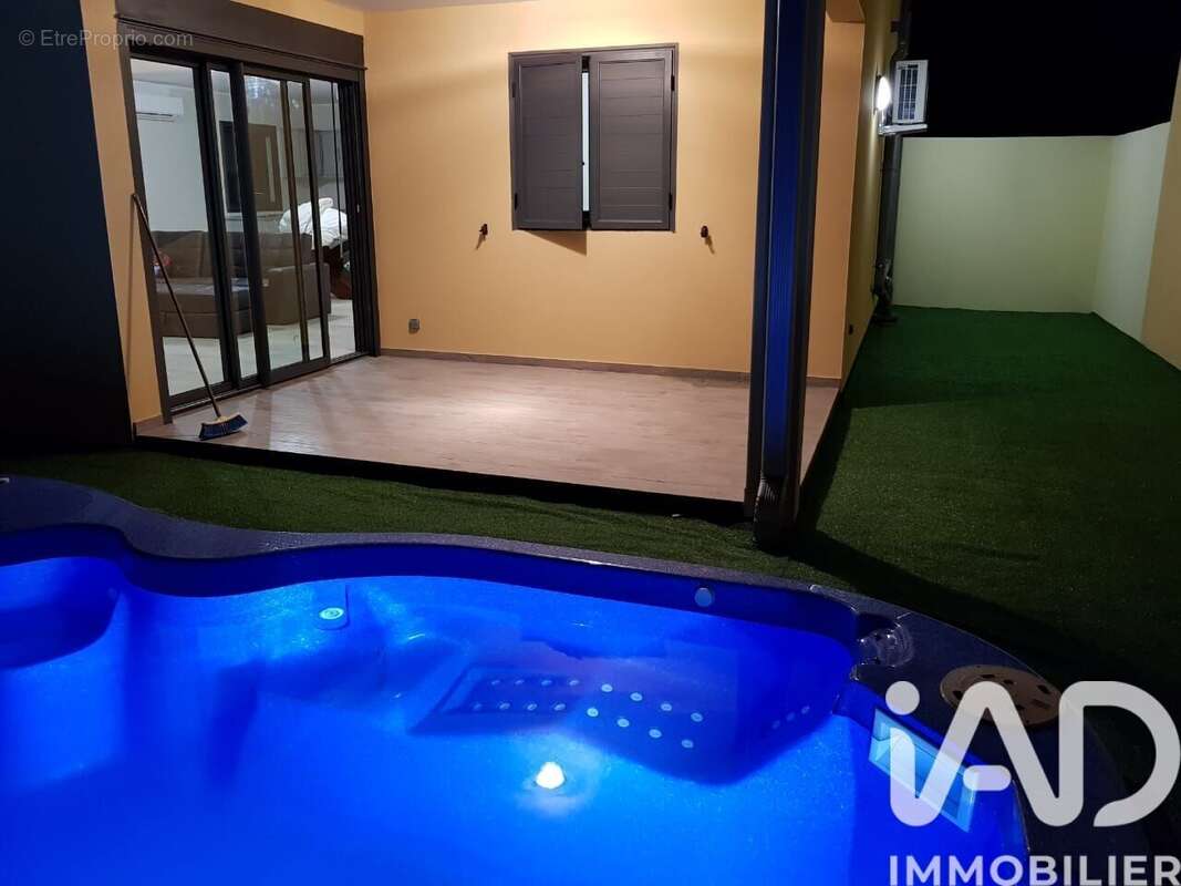 Maison 117 m² à Le Tampon  - photo 9