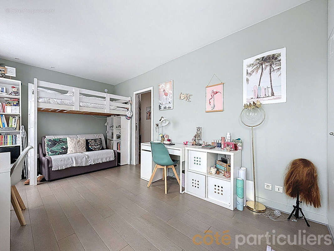 Appartement à ISSY-LES-MOULINEAUX