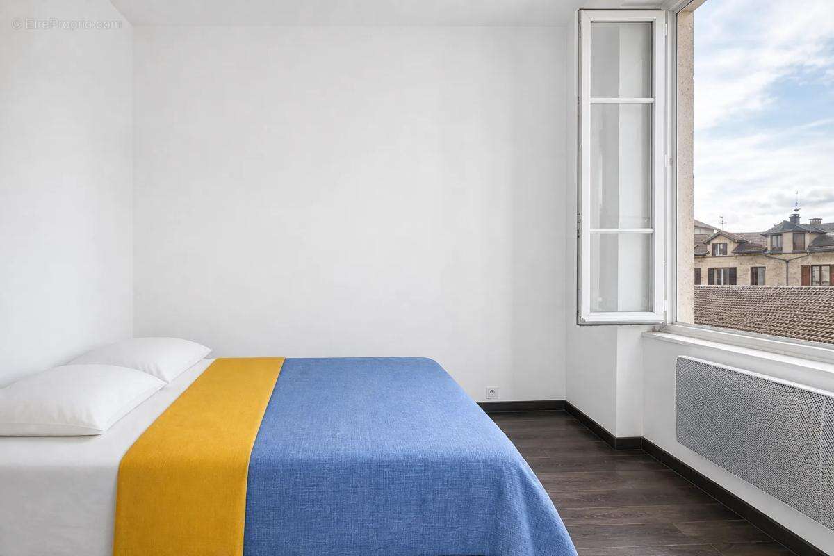 Appartement à NIVOLAS-VERMELLE