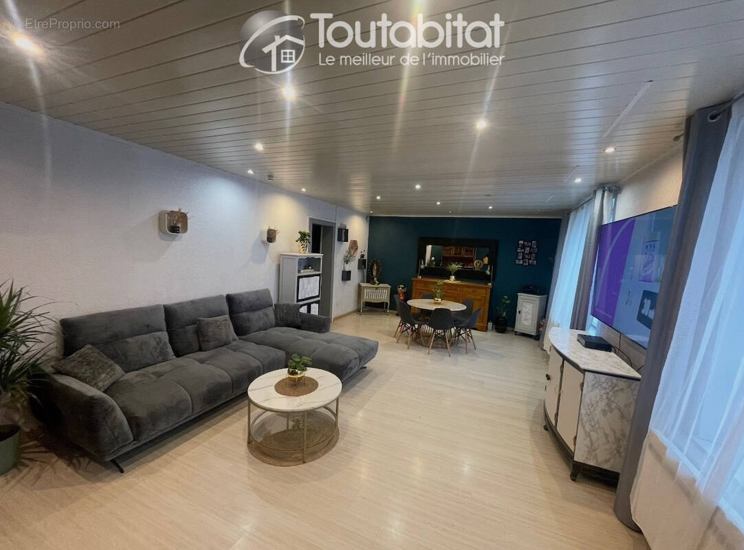 Appartement à CHARLEVILLE-MEZIERES